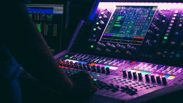 5 steps to start out as a music producer