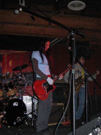 01.21.05 @ The Sunset Tavern - Photo by Silesia
