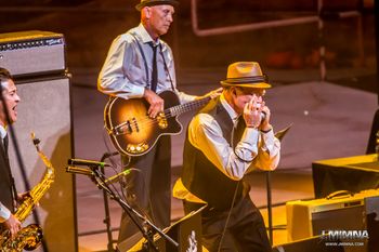 Mike playing harp with Joe Bonamassa
