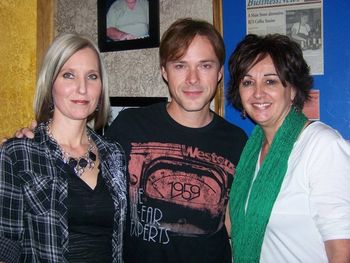 My friend Tammy O. and I with Bryan White at the Cajun Country Event Center in November 2010 ;)
