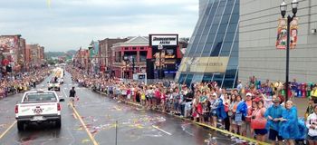 Thousands line the Streets of Downtown Nashville for the CMA Music Fest Kick Off Parade!
