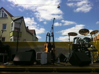 Bühne auf dem Maimarkt in Nellingen
