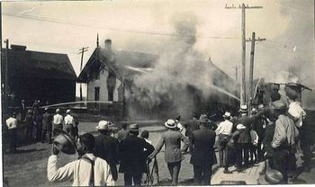 Alexandria GTR on fire 1915 Glengarry Cty Arch
