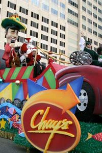 2015 Chuy's Christmas Parade (Children Giving to Children Parade)