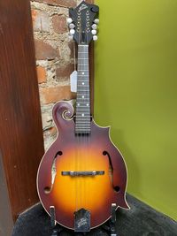 The Loar LM-590-MS Acoustic F-style Mandolin - Satin Tobacco Sunburst