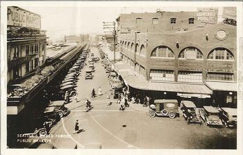 Pike Place Market 1922. Seattle Municipal Archives.
