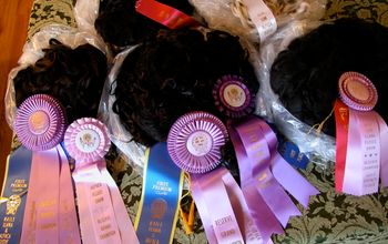 Ok, I admit it. I'm a ribbon "achiever". Just LOOK at that fleece! Purple is becoming my favorite color!
