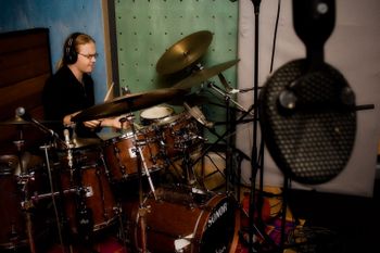 Dave Goodman @ Electric Ave Studios (by Barnaby Norris)
