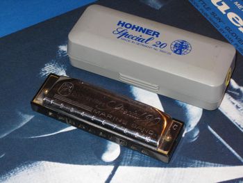 THE HOHNER SPECIAL 20
