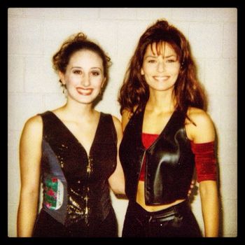 before performing with Shania Twain
