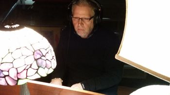 The Master at work. Roger Wood, at the console (Hammond B3), Robert Lang Studios, November, 2015
