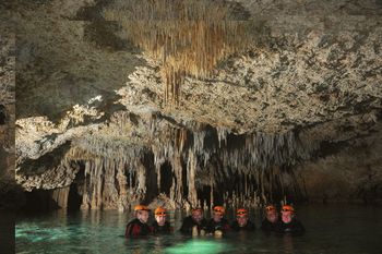 Amazing cave experience underground in Mexico!

