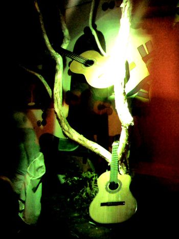 Guitar Tree
