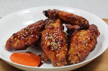 Sesame-Soy Chicken Wings
