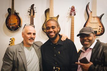 Mike Porter True ToLife’s bassist with Dwayne Wright and Nick Epifani at Dwayne Wright’s bass clinic @ Fluency 34 5/19/18.
