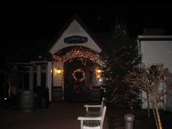 Welcome to a night of holiday music with the Rhythm Kings Acoustic Duo at the Cooperage Inn!
