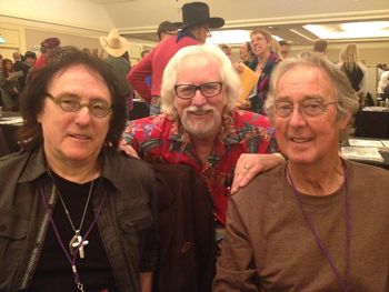 Denny Laine & Spencer Davis with Bob at the Hollywood Show 2013
