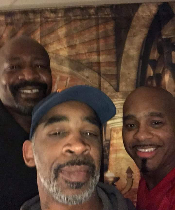 Air Bone. Andre an Bobby