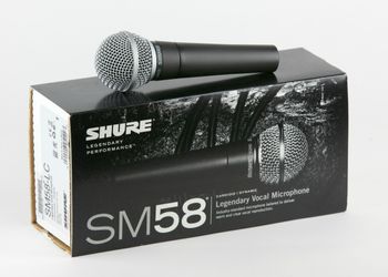 Shure SM 58
