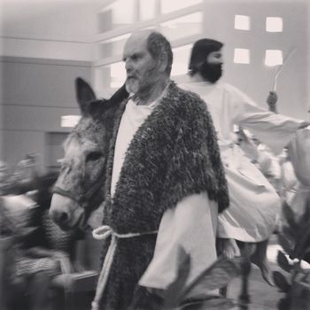 Phil Hyland portrays Jesus on Palm Sunday.
