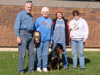 Jada after earning her Champion Tracker Title with owner Marilyn Blenz. Judges are Wally O'Brien and Pam German. Tracklayer - Liz Hixon.
