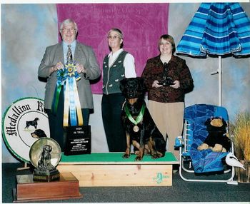 Halle and Francie winning High in Trial at the Medallion Rottweiler Club Specialty in Oct. 2008.
