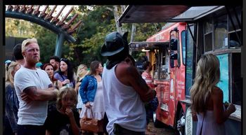 2016 Fest Topa Topa Food Court-Steamy Bun & Scratch Food Trucks
