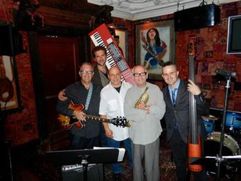 With Greg Adams, Johnny Sandoval and other friends after our hit at the House of Blues fountation room on Sunset Strip, LA.
