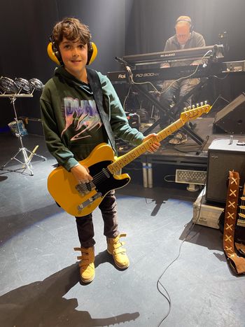 Calum's little brother Noah's looking for a place in the band!
