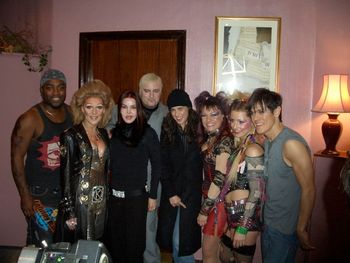London Cast of WWRY with Priscilla Presley & Demi Moore
