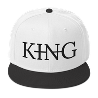 KING SNAPBACK CAP (White)