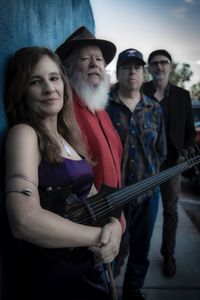 Heather "Lil' Mama" Hardy and The Porch Rockers 