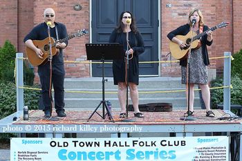 Old Town Hall with The Hazy Maidens (Photo: Richard Killey)

