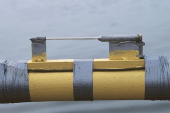 "Outrigger" thermistor probe supported at two ends used for the first TDI-BI heat flow survey offshore Angola, 1997.

