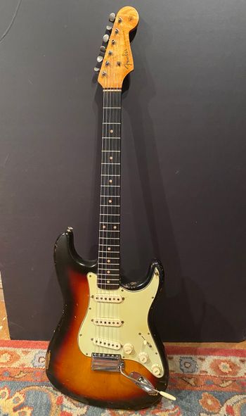 Ed's Dad's 63' Fender Stratocaster
