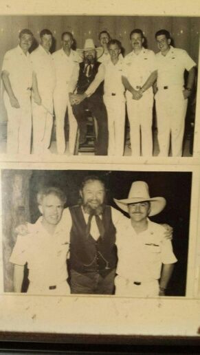 Pics of the late Charlie Daniels @ the White House with the Navy Band's Country Current.

