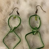 Green dangle earrings 