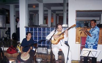 live event in abril 2010 in la patrona, with art proyect percussion (a. abreu), flute (hudson), guitar ( o. christian) in nay. polo club
