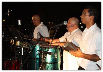 Performing at the Addison Summer Salsa Festival. José Aponte-Timbales, yours truly-Tumbadoras, Daniel Gallard-Bongó/Campana.

