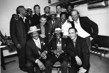 Francis Clay. Joey Covington. Boz Skaggs, Steve Freund, Harry Duncan. Mike Henderson.Second row. Sam Burckhardt, Bob Stroger, Luther Tucker, Austin De Long.First row. Hubert Sumlin, Junior Wells, Paul De Mark.
