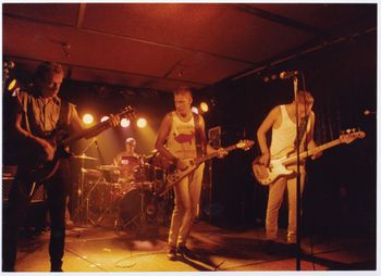 Live @ Kingscliff Hotel (1984)
