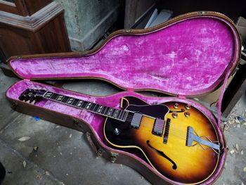 Nice 1960 Gibson ES 175 with ( believe it or not, ) the original P.A.F. humbuckers intact !
