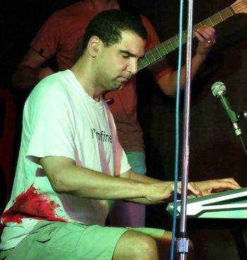 Wilton - Vocalist/Keyboardist/Songwriter/Kazoo!!!
at The Black Swan on Sat June 8th 2013
Photo by Ken Baird

