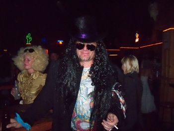 Oct 31 2011 Little Texas , Slash was in The crowd
