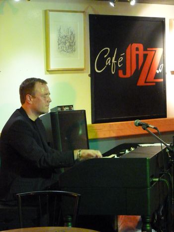 cafe jazz cardiff
