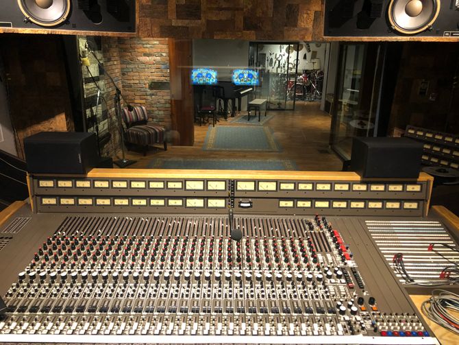 Mixing Board MC500C at Grant Avenue Studio