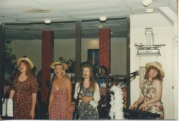 The Studebakers (with Marilyn on keys) in 1997
