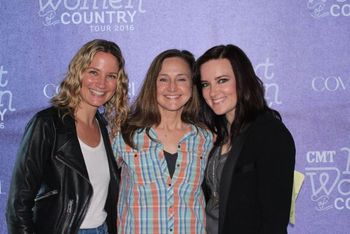 with Jennifer Nettles and Brandy Clark at The Fox Theater in Oakland, California
