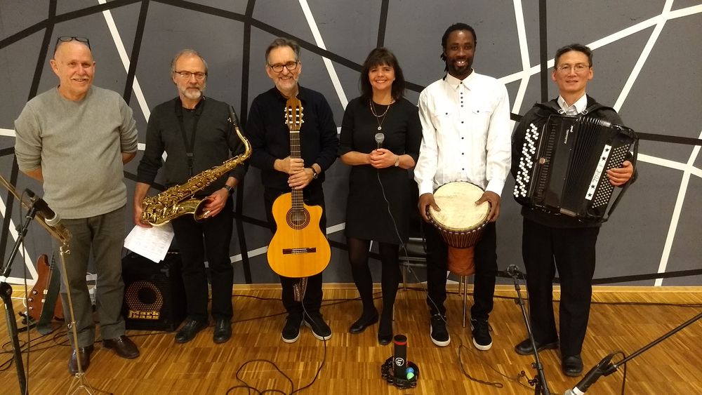 Vi kommer med musikken: Visegruppe med konsert 14.12: Oddvar/ Geir /Halvdan / Tove Lise/ Stephen/ Tore