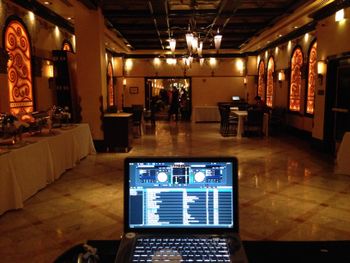 Spinning @ Grand Lux Cafe

